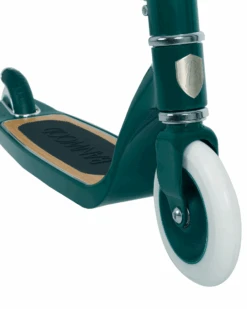 Banwood Maxi Scooter In Green 13 Banwood Maxi Scooter In Green -LITTLE Baby Gear little banwood banwood maxi scooter in green 40403411042596