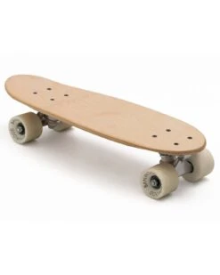 Banwood Skateboard In Nature