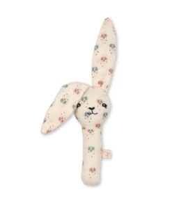 Konges Sløjd Bunny Hand Rattle In Pipa Petite