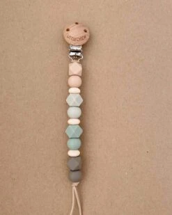 Robin Pacifier Clip In Sage