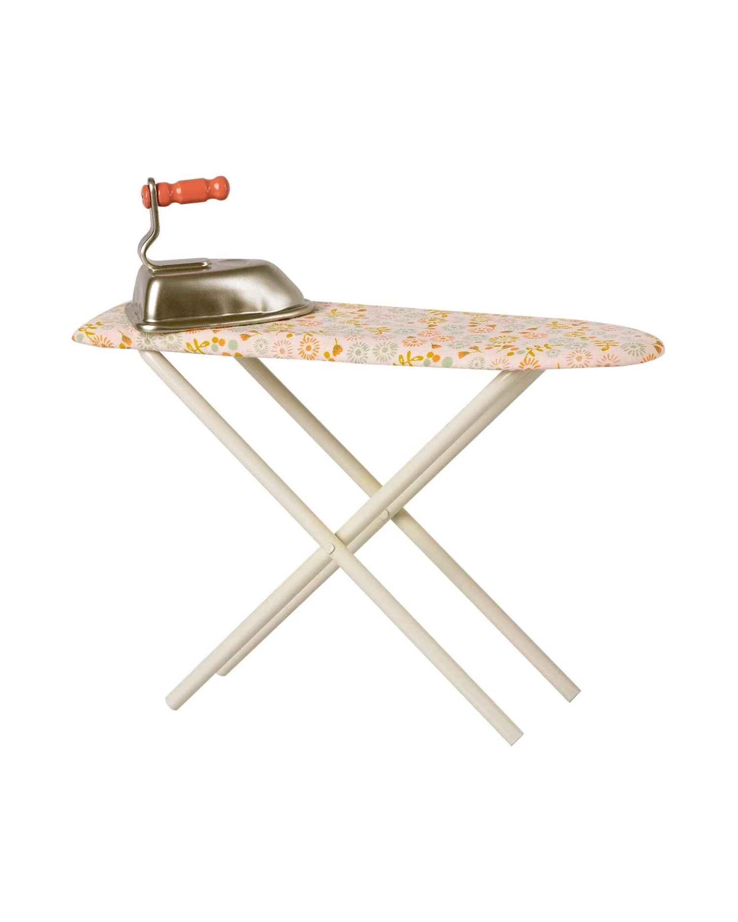 Maileg Iron + Ironing Board 3 Maileg Iron + Ironing Board