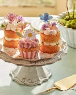 Meri-Meri Flower Garden Cupcake Kit -LITTLE Baby Gear little meri meri flower garden cupcake kit 1155573395