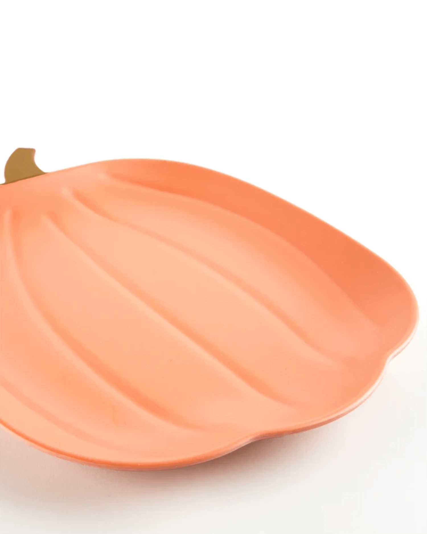 Meri-Meri Reusable Bamboo Pumpkin Plates 4 Meri-Meri Reusable Bamboo Pumpkin Plates - Image 2